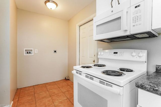 5407 3rd ST W, Lehigh Acres, FL 33971