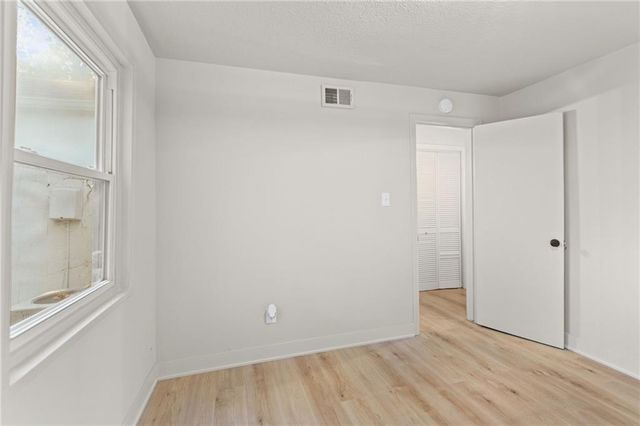 7405 Park Avenue, Kansas City, MO 64132