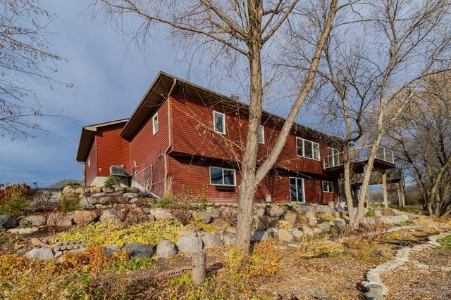 1031 Homestead Drive, Jordan, MN 55352