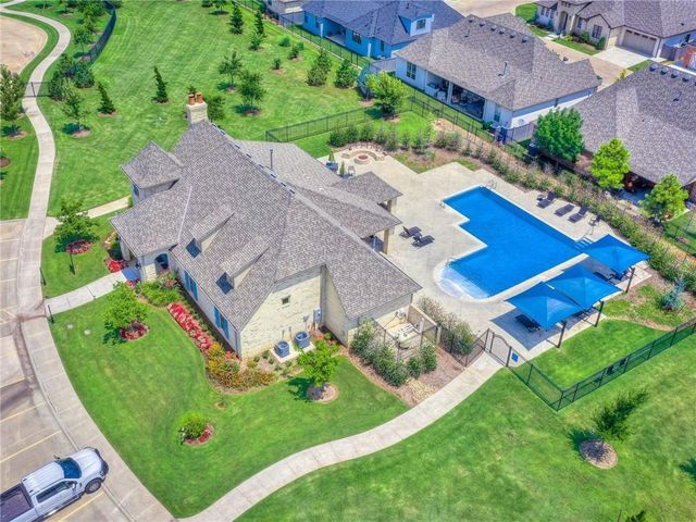 16417 Burgundy West Drive, Edmond, OK 73013