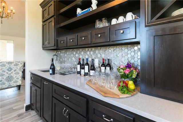 16417 Burgundy West Drive, Edmond, OK 73013