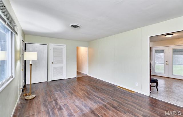 120 Highview Drive, Ballwin, MO 63011