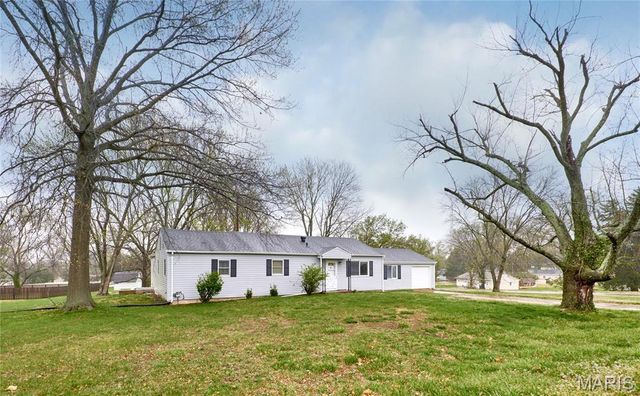 120 Highview Drive, Ballwin, MO 63011