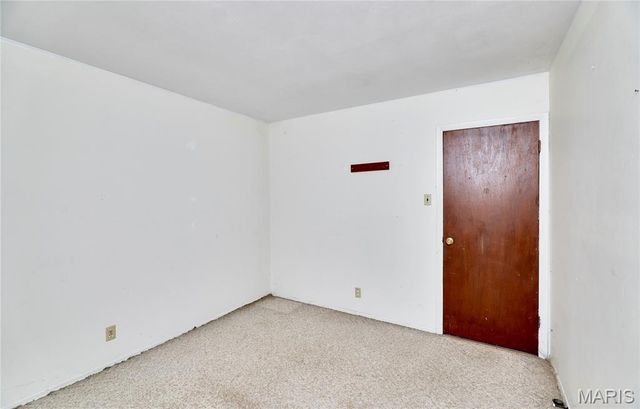 120 Highview Drive, Ballwin, MO 63011