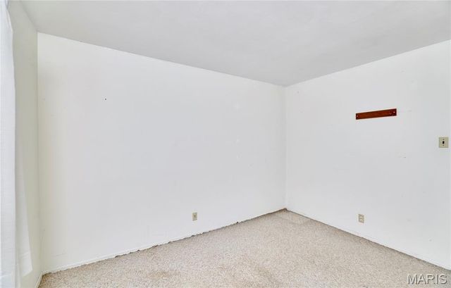 120 Highview Drive, Ballwin, MO 63011