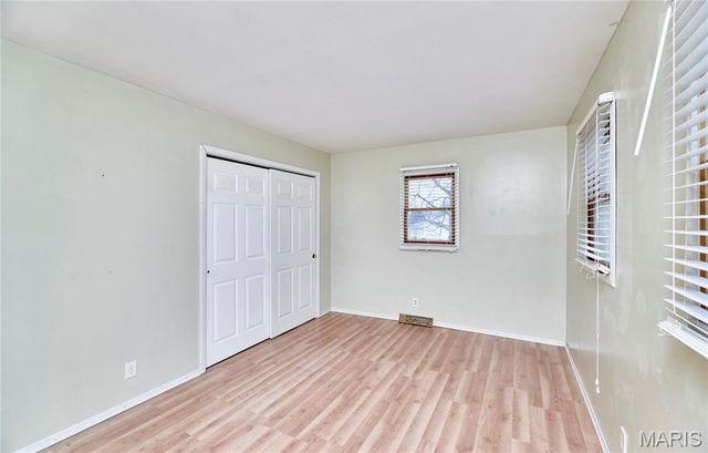 120 Highview Drive, Ballwin, MO 63011