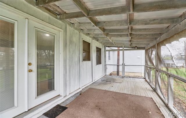 120 Highview Drive, Ballwin, MO 63011