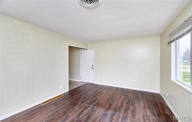 120 Highview Drive, Ballwin, MO 63011