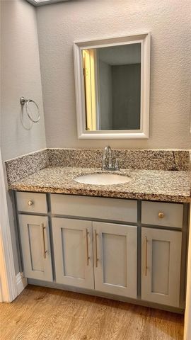 1927 Houston 5, Fullerton, CA 92833