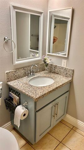 1927 Houston 5, Fullerton, CA 92833