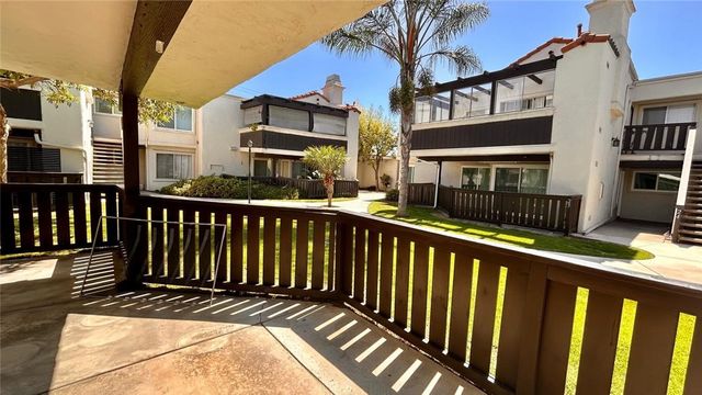 1927 Houston 5, Fullerton, CA 92833