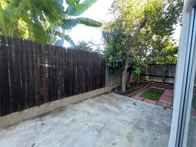 1927 Houston 5, Fullerton, CA 92833
