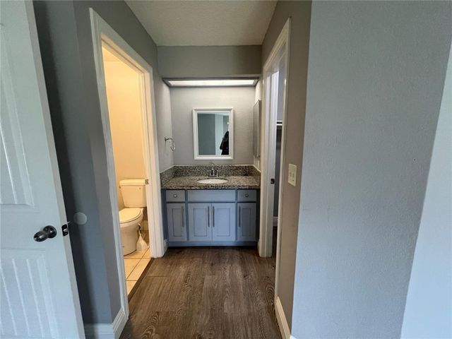 1927 Houston 5, Fullerton, CA 92833