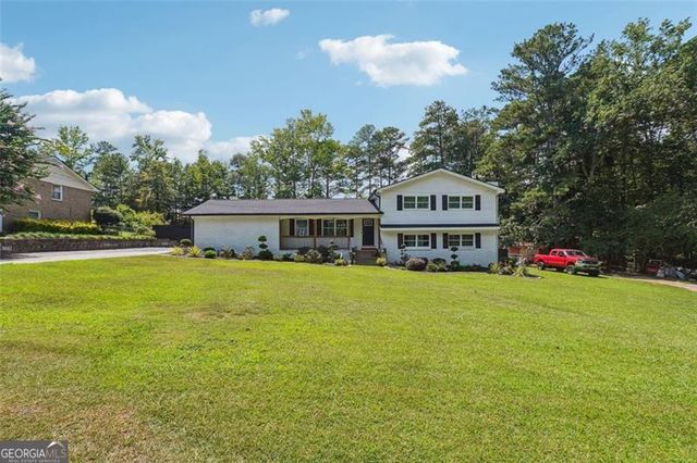 8465 TIMBERLANE, Douglasville, GA 30134