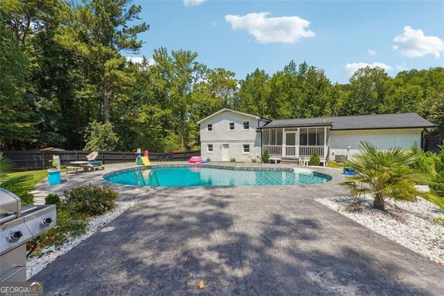 8465 TIMBERLANE, Douglasville, GA 30134