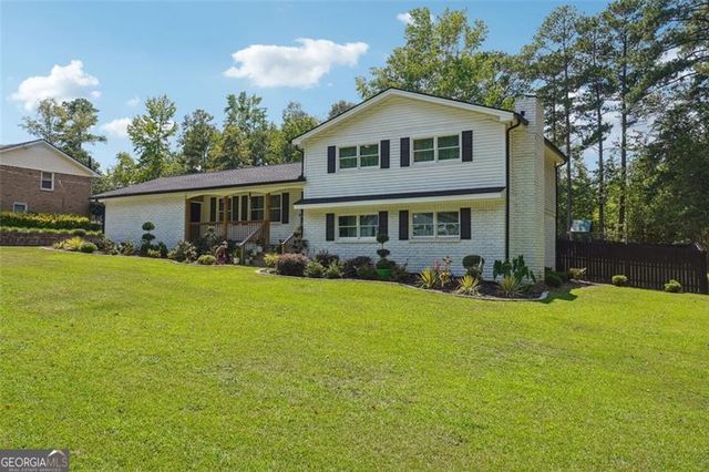 8465 TIMBERLANE, Douglasville, GA 30134