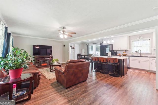 8465 TIMBERLANE, Douglasville, GA 30134