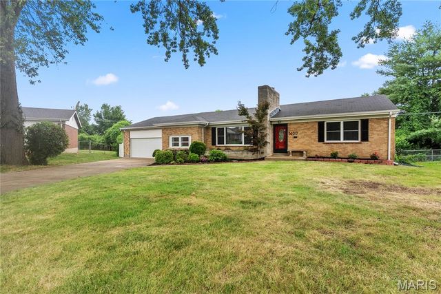 5100 Kingwood Drive, St Louis, MO 63123