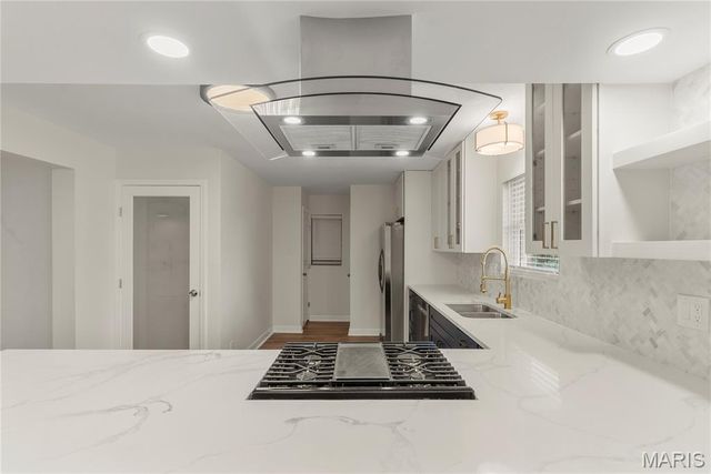 5100 Kingwood Drive, St Louis, MO 63123