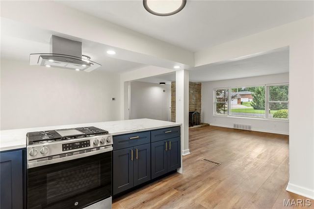 5100 Kingwood Drive, St Louis, MO 63123