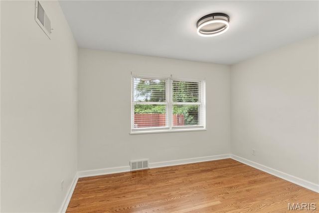 5100 Kingwood Drive, St Louis, MO 63123