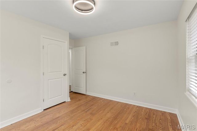 5100 Kingwood Drive, St Louis, MO 63123