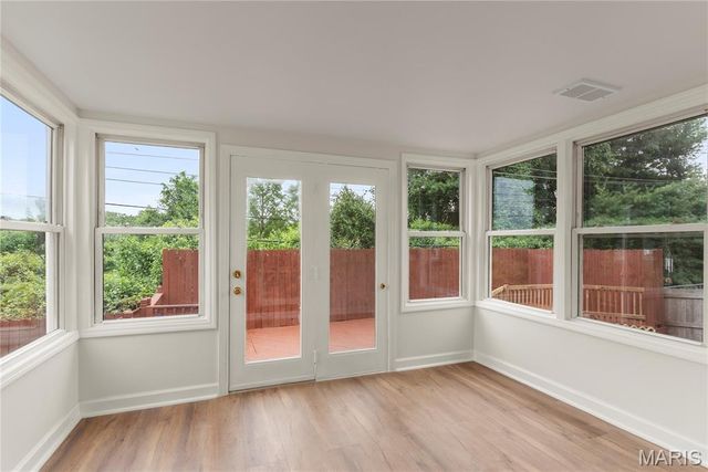 5100 Kingwood Drive, St Louis, MO 63123