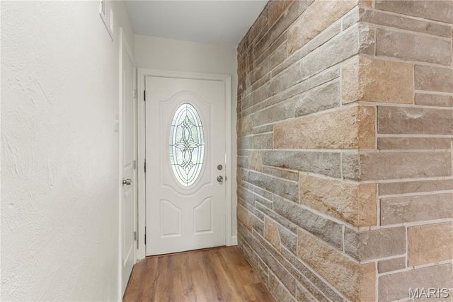 5100 Kingwood Drive, St Louis, MO 63123