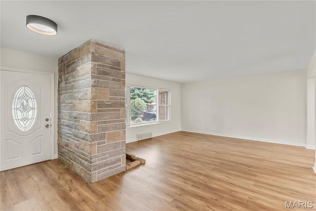 5100 Kingwood Drive, St Louis, MO 63123