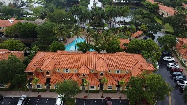 4950 Tradewinds Ter 505, Dania Beach, FL 33312