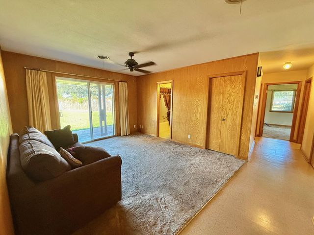 2310 13th Street, Port Neches, TX 77651