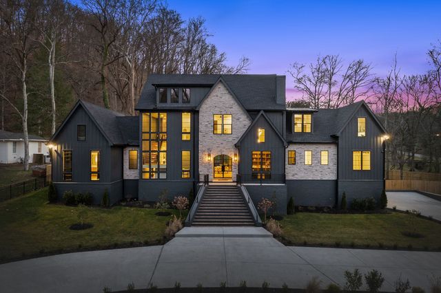 6529 Rolling Fork Dr, Nashville, TN 37205