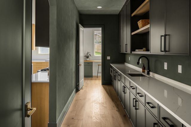 6529 Rolling Fork Dr, Nashville, TN 37205