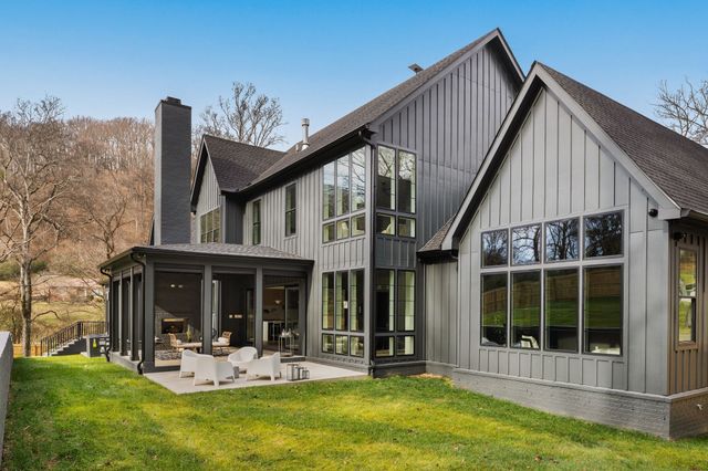 6529 Rolling Fork Dr, Nashville, TN 37205