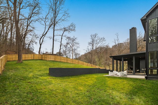 6529 Rolling Fork Dr, Nashville, TN 37205