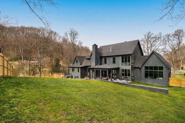 6529 Rolling Fork Dr, Nashville, TN 37205