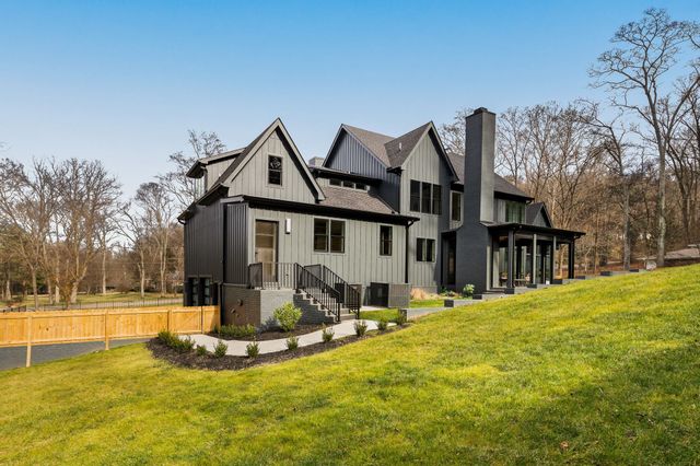 6529 Rolling Fork Dr, Nashville, TN 37205