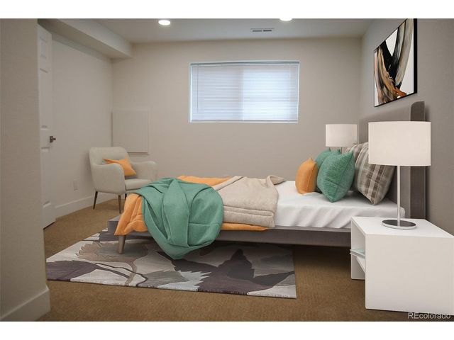 8960 Cody Ct, Broomfield, CO 80021