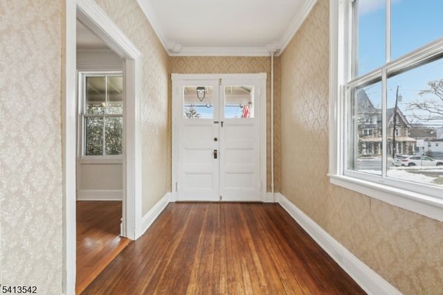 58 Park Ave, Madison Boro, NJ 07940