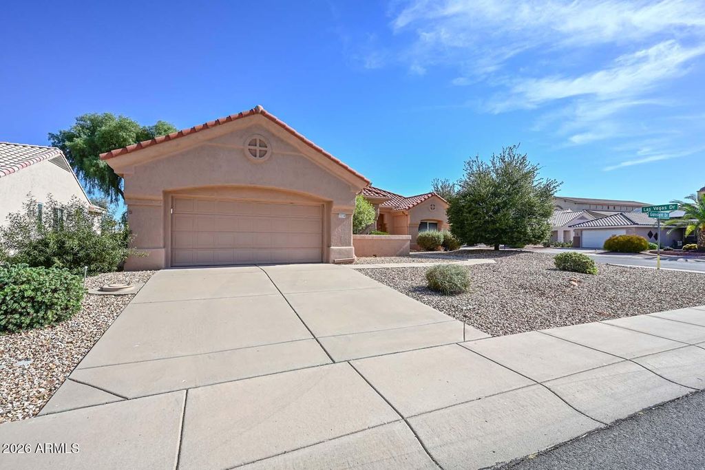 15116 W GUNSIGHT Drive, Sun City West, AZ 85375 — photo 2