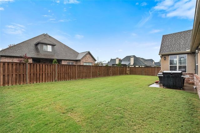 1611 NE Greenbrier Road, Bentonville, AR 72712