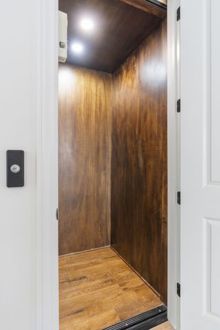 341 Chamberlin St, Nashville, TN 37209