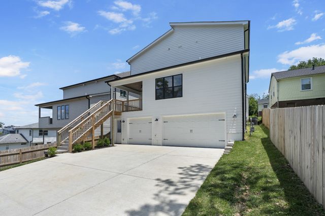 341 Chamberlin St, Nashville, TN 37209