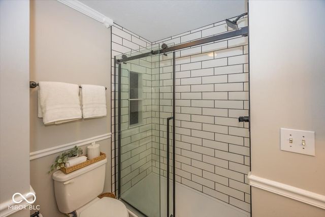 5507 Pine Knoll Boulevard, Noblesville, IN 46062