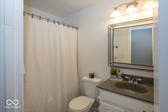 5507 Pine Knoll Boulevard, Noblesville, IN 46062