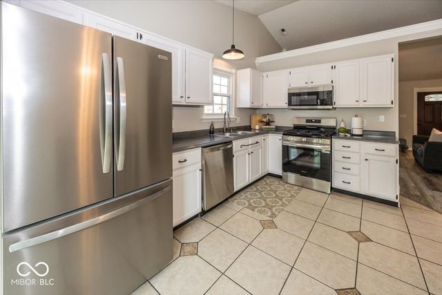 5507 Pine Knoll Boulevard, Noblesville, IN 46062