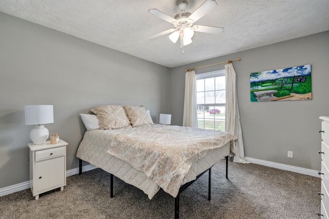 3420 W Moark Street, Springfield, MO 65810