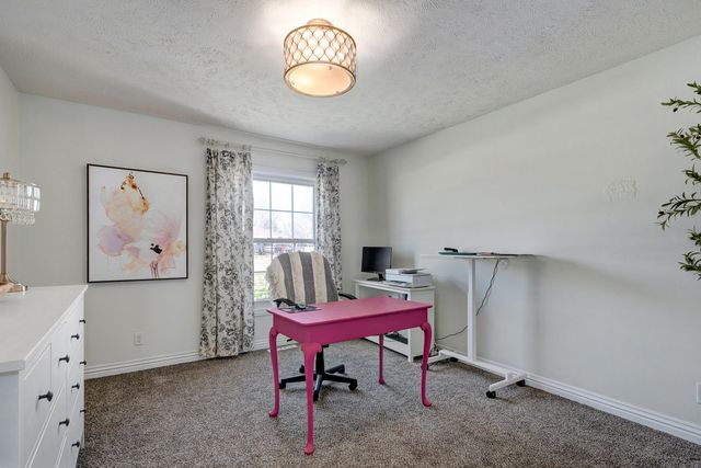 3420 W Moark Street, Springfield, MO 65810