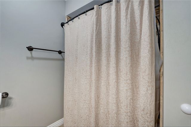 3420 W Moark Street, Springfield, MO 65810