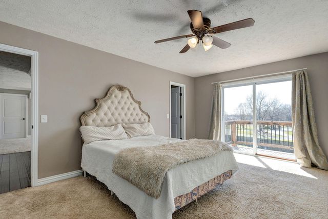 3420 W Moark Street, Springfield, MO 65810